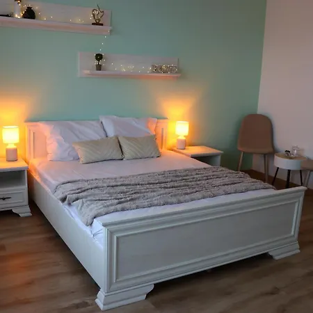 Summer Day بيت ضيافة